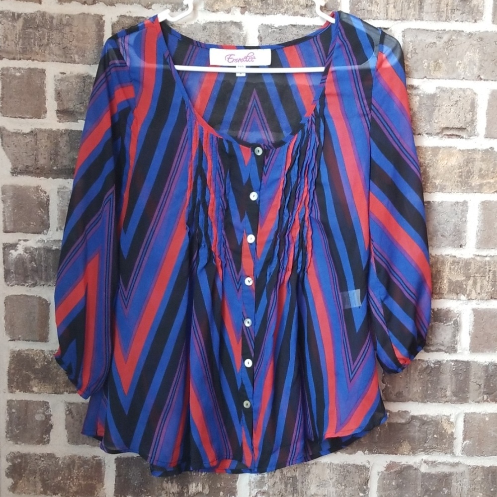❤EmmeLee Sheer Button Down Top